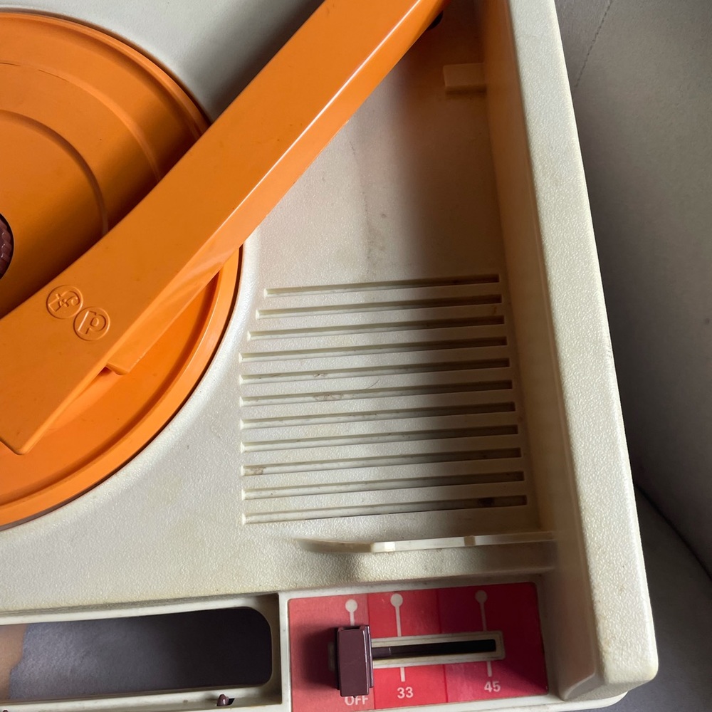 Vintage Fisher Price 1978 Portable Record Player #825 (847T) Orange Turntable - Picture 16 of 16